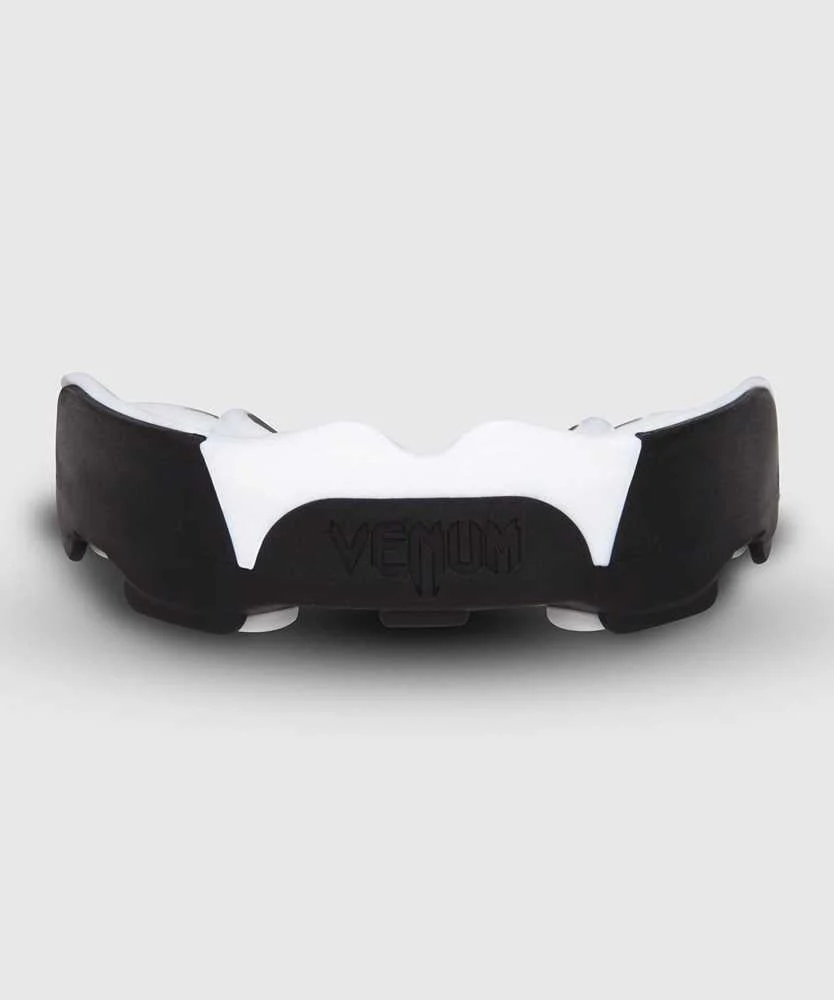 Mouthguard Venum Predator  - Image 14