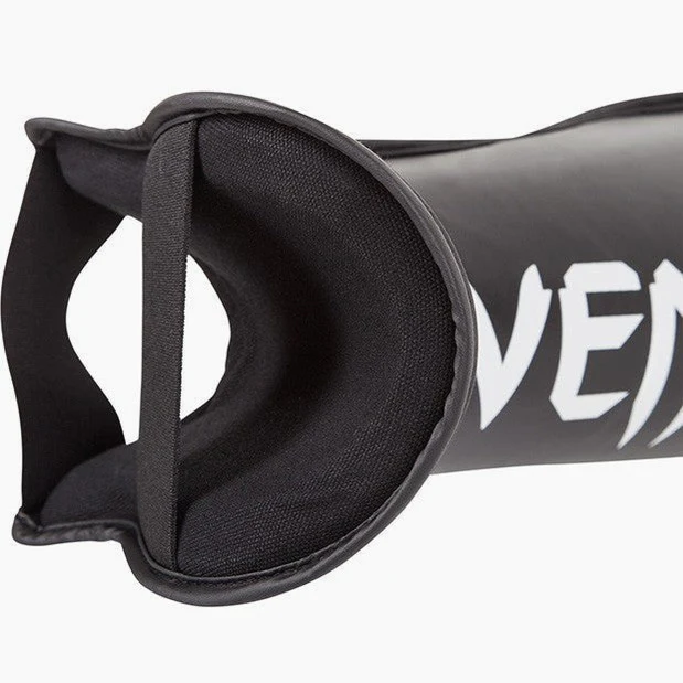 Shinguards Venum Challenger Black White  - Image 4