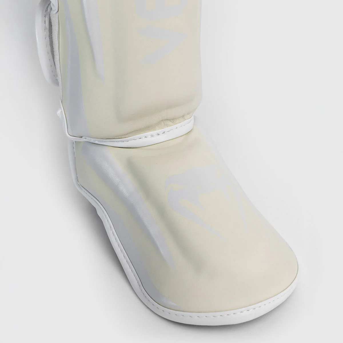 shinguards Venum Elite 1394  - Image 15